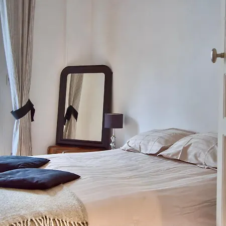 Rossini 2 - A Spacious One Bedroom In Central *